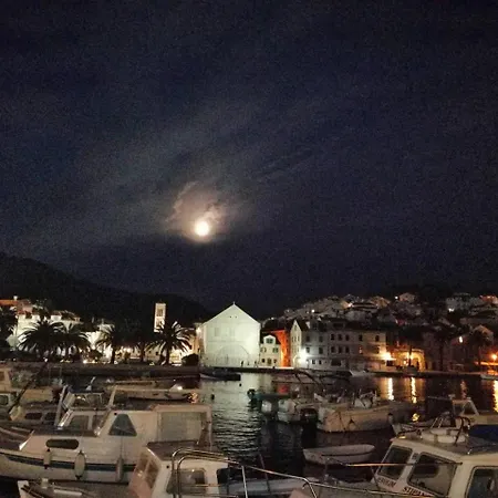 Harmony With A Magical Seaview * 赫瓦尔